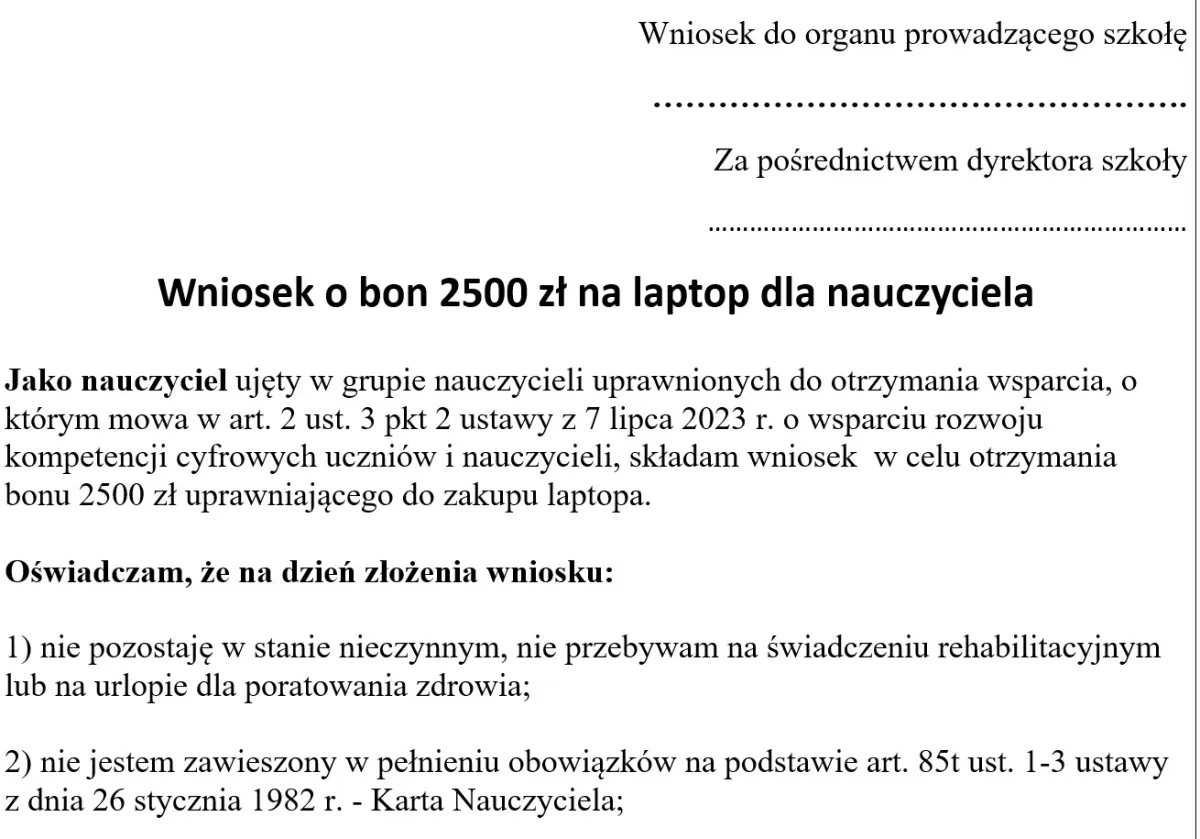osoba składająca wniosek na laptopie lub telefonie