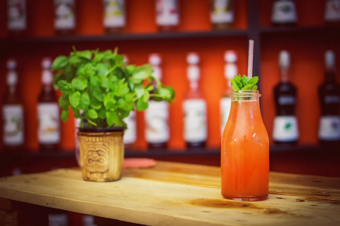 Zdjęcie Soplica pigwowa drink: odkryj smak i najlepsze przepisy na koktajle