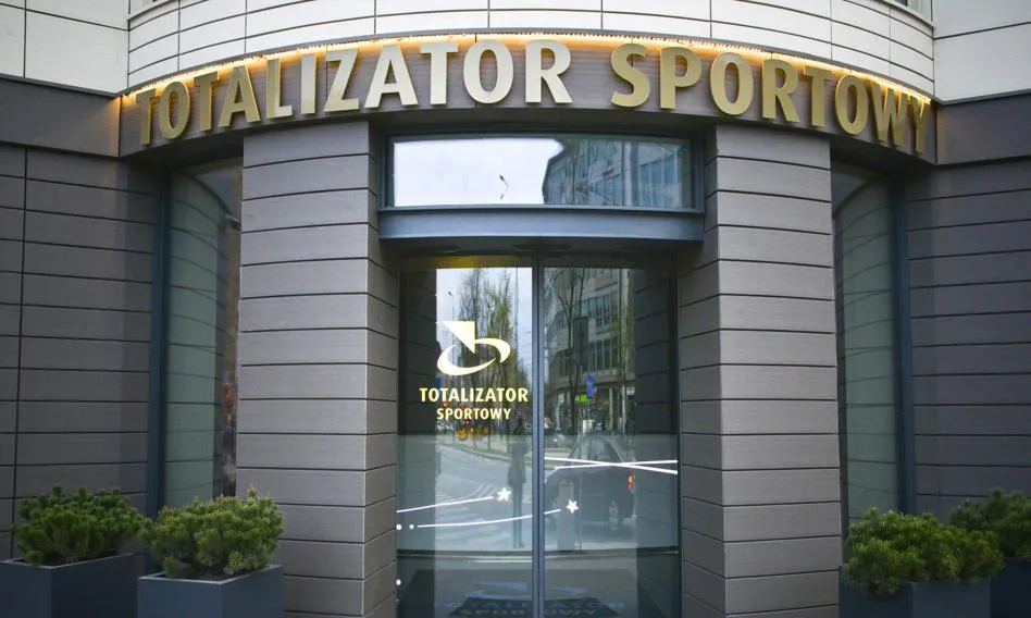 budynek oddziału Totalizatora Sportowego
