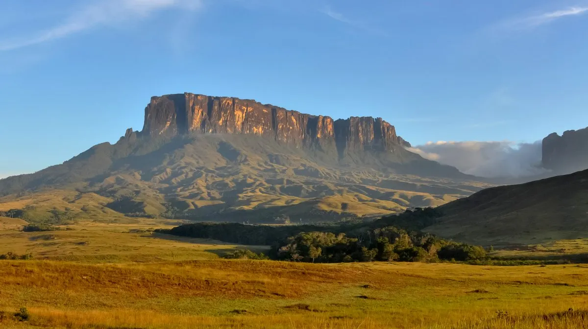 R&oacute;żnorodne krajobrazy Wenezueli (Andy, Llanos, Wyżyna Gujańska)