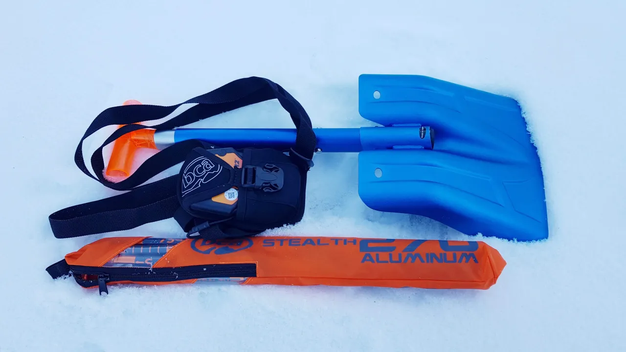 Zestaw lawinowy detektor sonda łopata