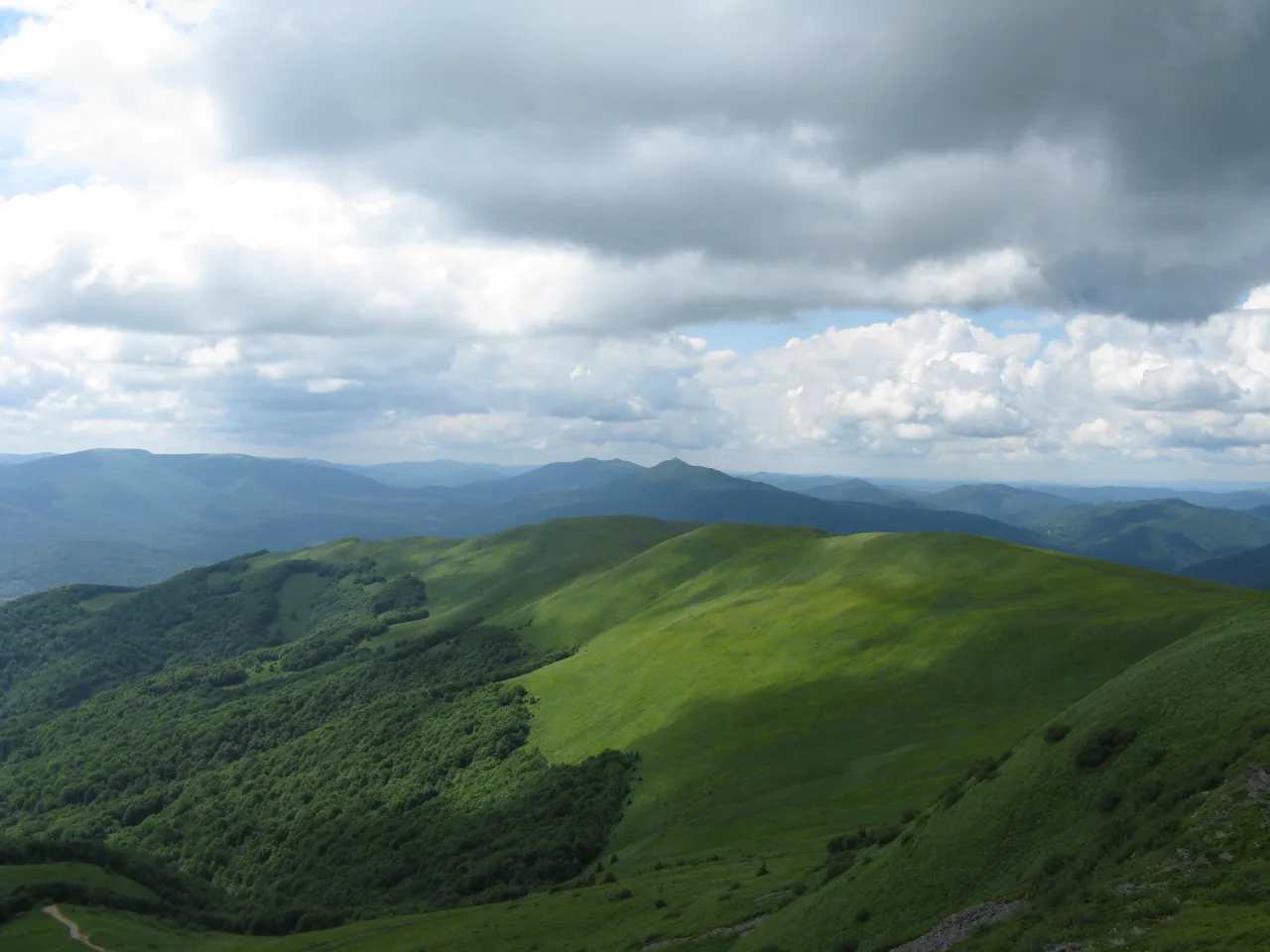 Widoki z Szerokiego Wierchu Bieszczady