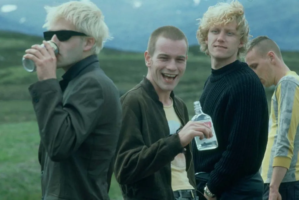 kadry z film&oacute;w dokumentalnych o uzależnieniach