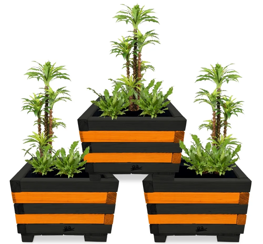 kwietnik kaskadowy pełen kwiat&oacute;w pelargonie i surfinie