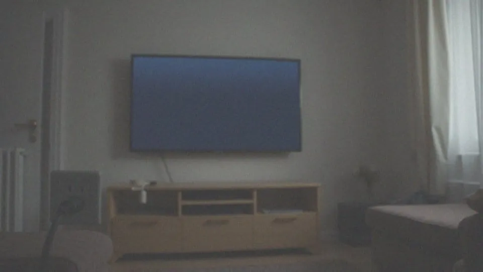 Zdjęcie Ile prądu pobiera telewizor plazmowy 50 cali i jak wpływa na rachunki?