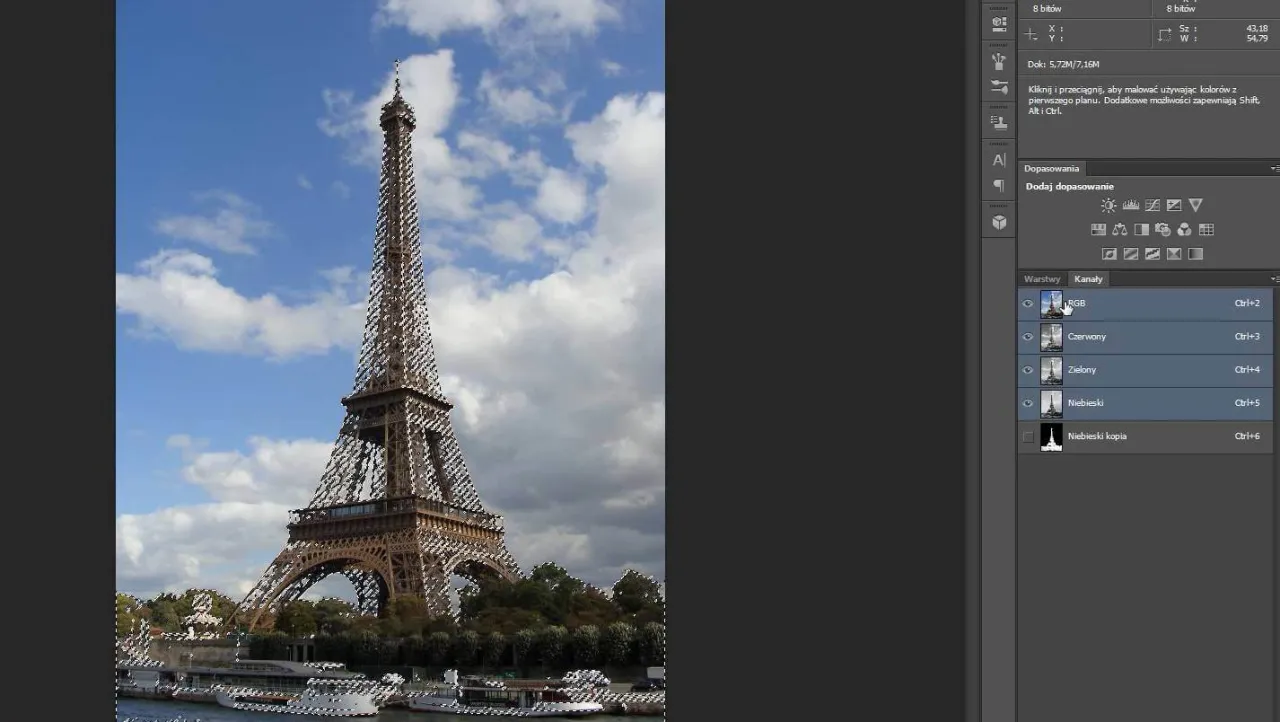 Por&oacute;wnanie zdjęcia przed i po zaznaczeniu obiektu w Photoshopie