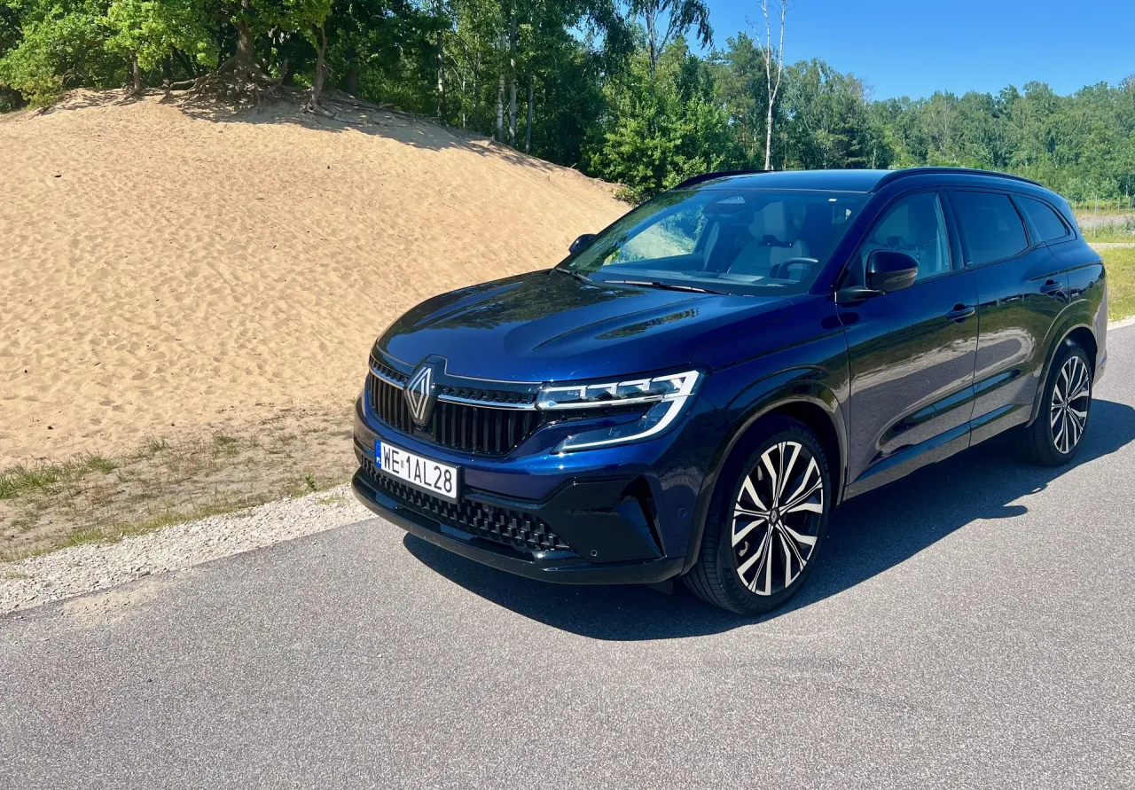 Zdjęcie Renault Espace IV pojemność baku: ile litrów naprawdę zmieści?