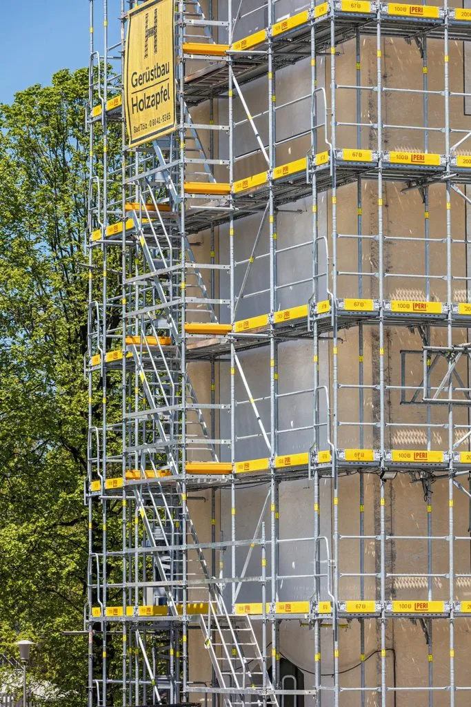 Zdjęcie Rusztowania PERI - Dlaczego warto wybrać system PERI UP dla budownictwa?