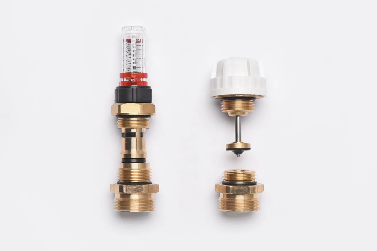 rozdzielacz ogrzewania podłogowego z rotametrami