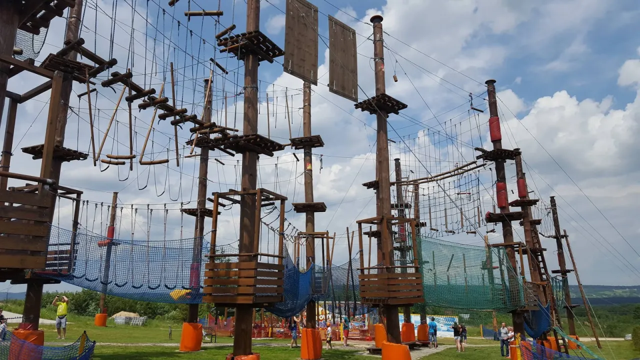 Park Linowy Sabat Krajno atrakcje dla dzieci i dorosłych