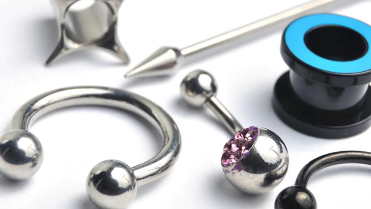 profesjonalne studio piercingu sterylizacja