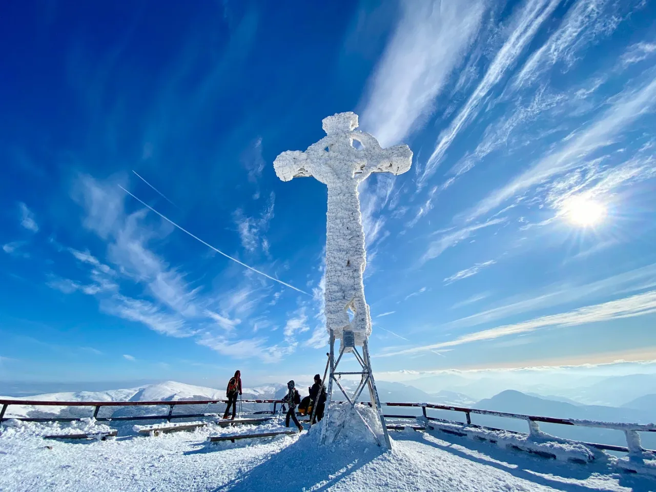 Tarnica zimą szlak śnieg