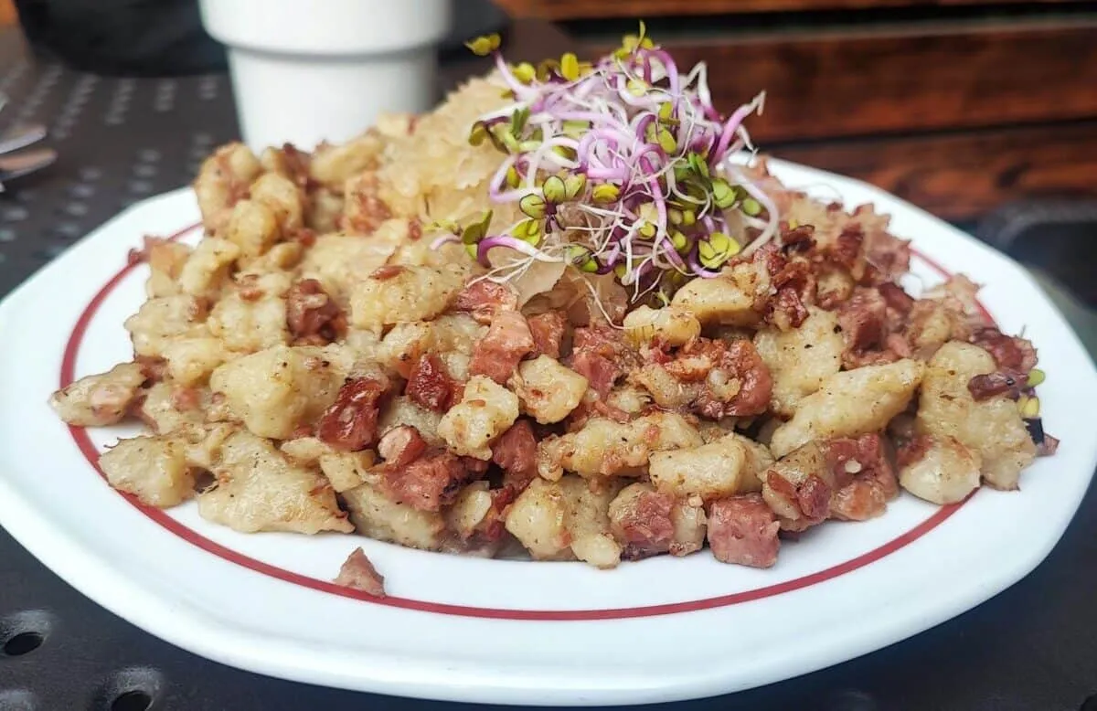 Pyry z gzikiem, szare kluchy, poznańskie potrawy regionalne