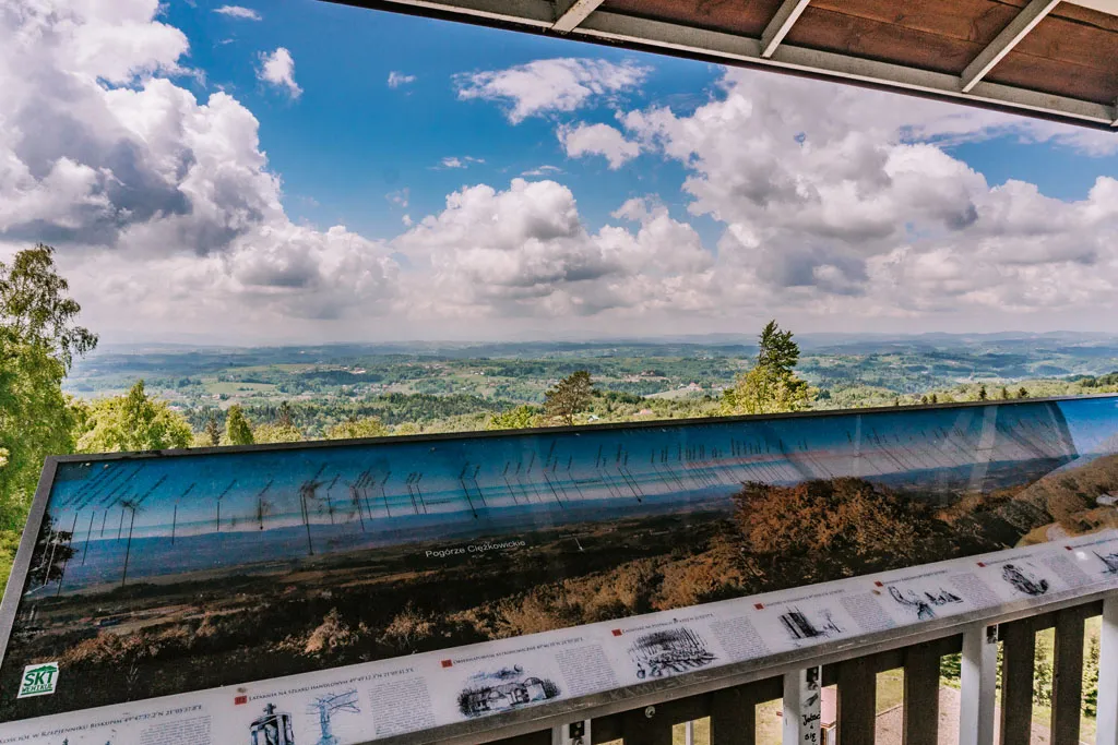 Bac&oacute;wka na Bukowinie wieża widokowa panorama
