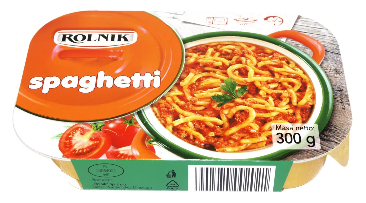 spaghetti z warzywami gotowe danie