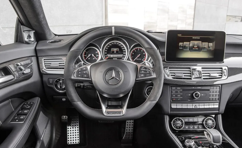 Mercedes CLS 63 AMG S wnętrze