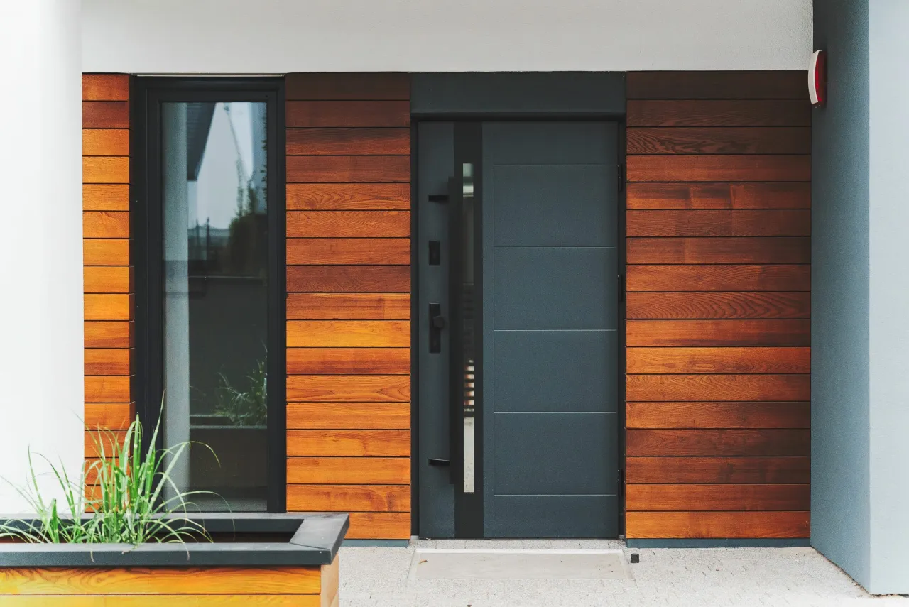 Drzwi zewnętrzne stalowe nowoczesne