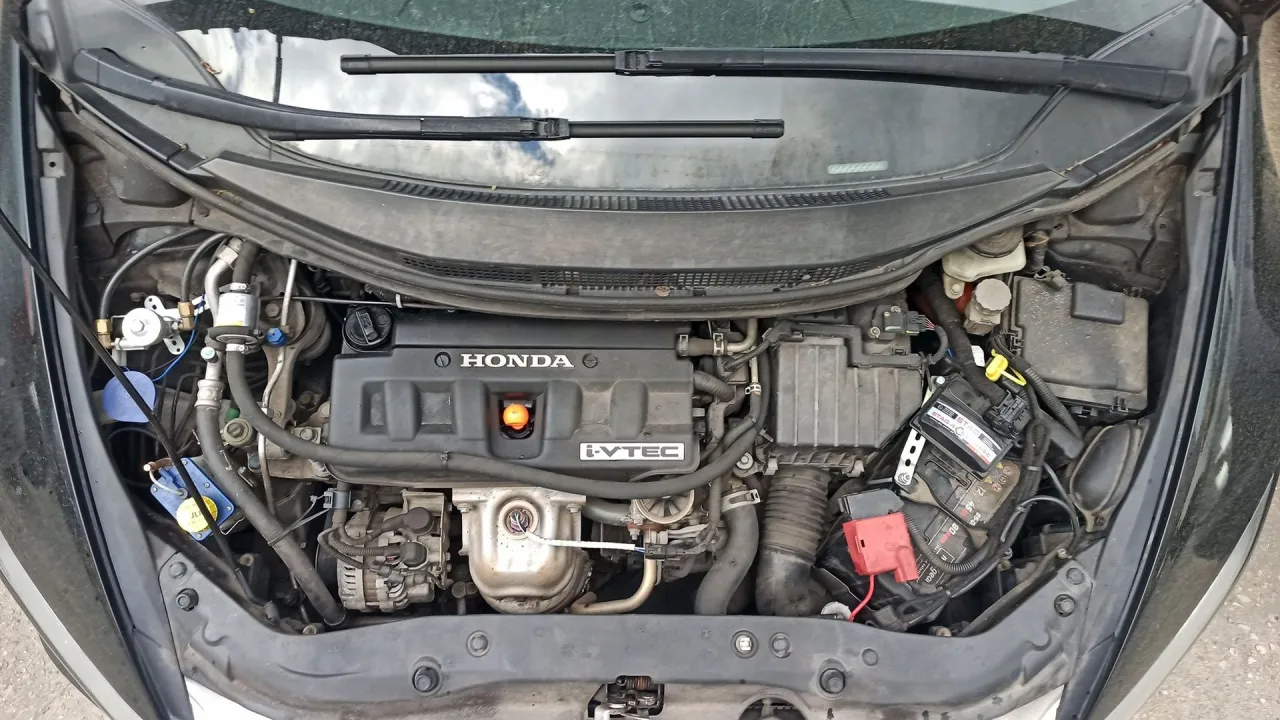 Honda Civic 1.8 i-VTEC silnik