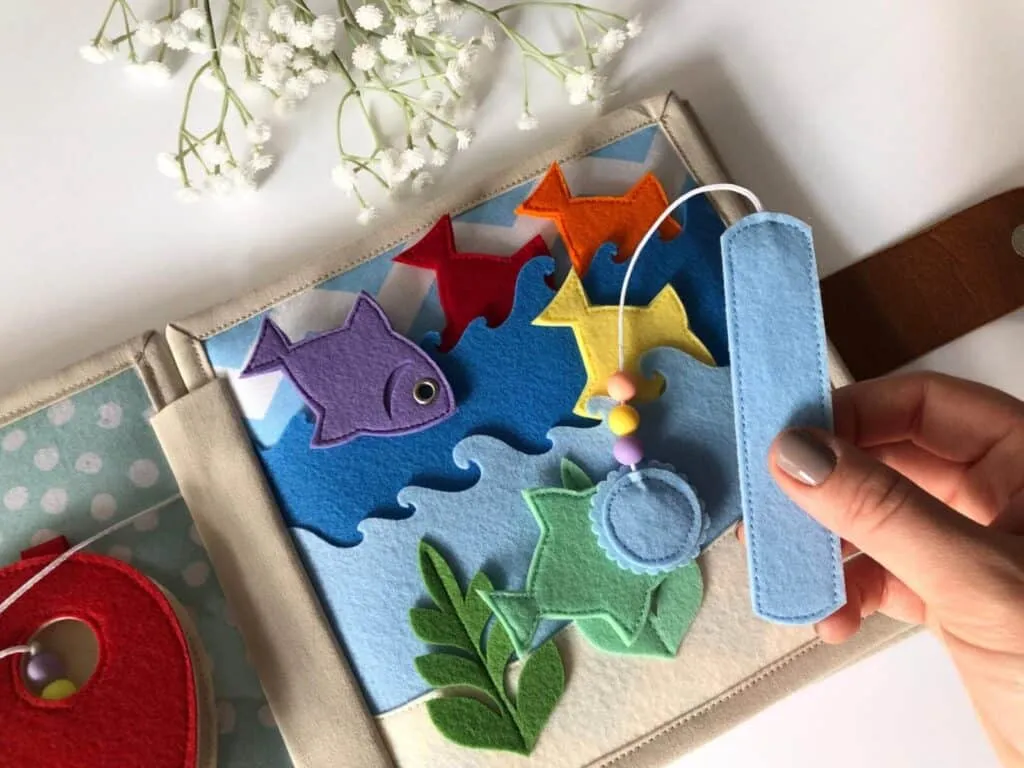 Przykłady ręcznie robionych książeczek sensorycznych od polskich twórców