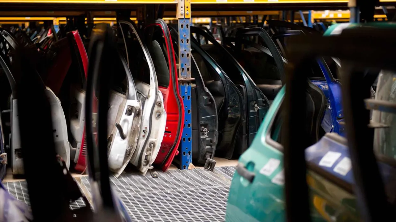 Gebrauchte Autoteile prüfen