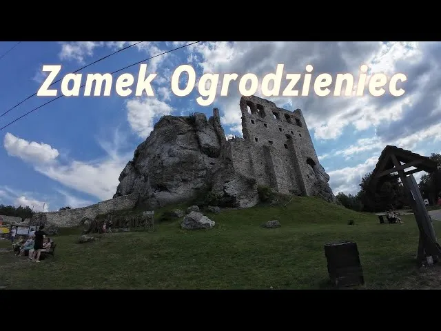 Zamek Ogrodzieniec motocykl Jura Krakowsko-Częstochowska