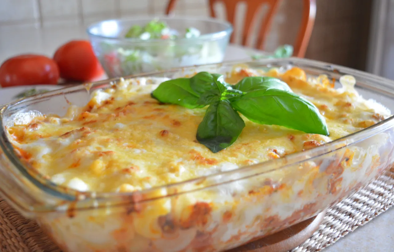 sos pomidorowy i beszamelowy do zapiekanki