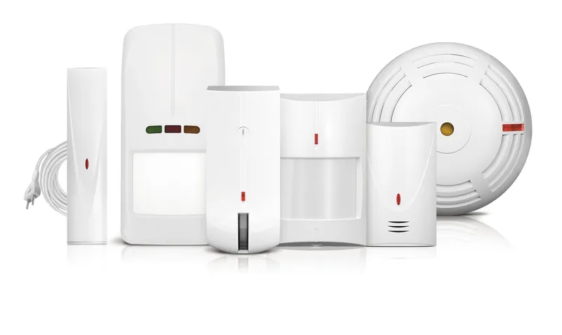 nowoczesne czujniki alarmowe w domu