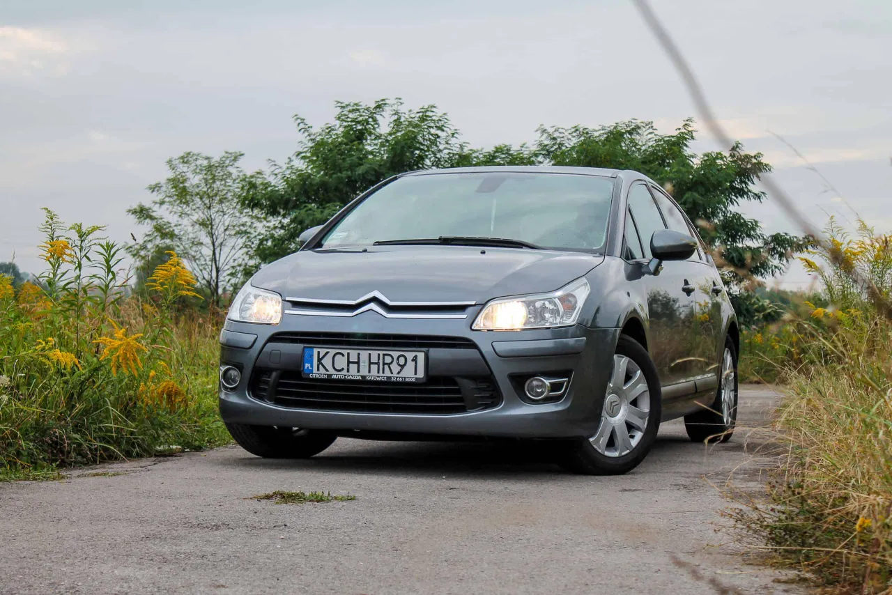 Citroen C4 II tankowanie