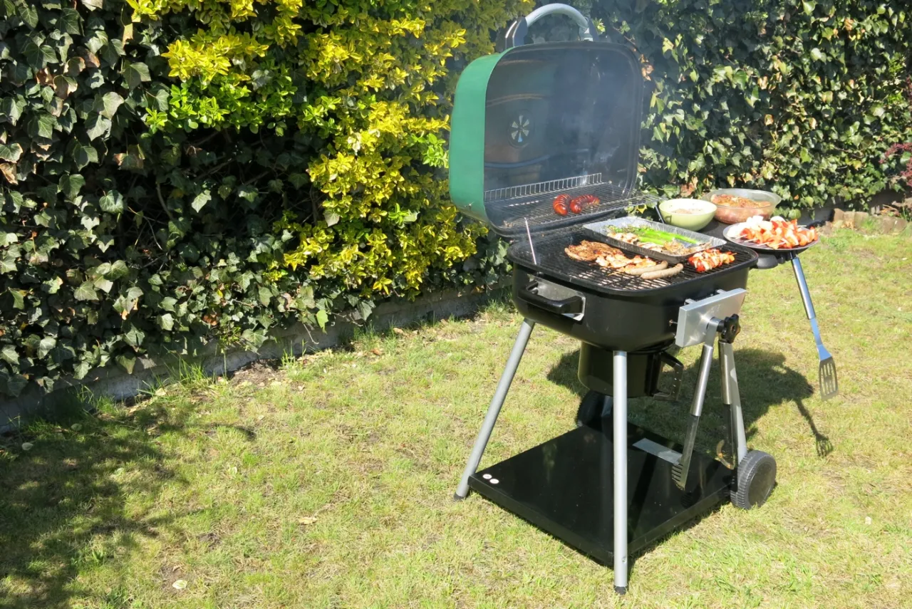 Grill turystyczny Castorama oferta