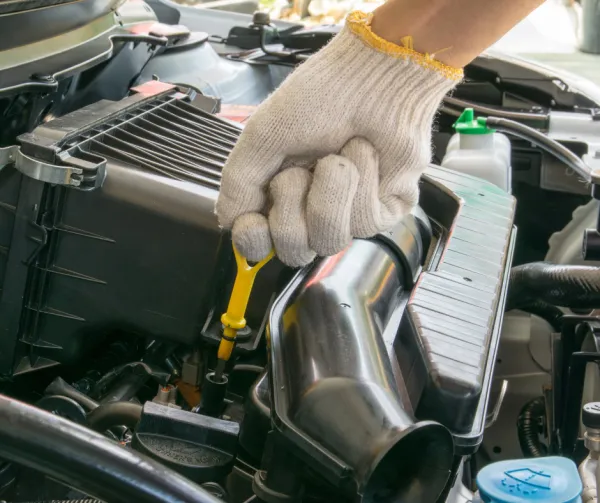 Zdjęcie Odma w samochodzie – klucz do ochrony silnika i wydajności auta