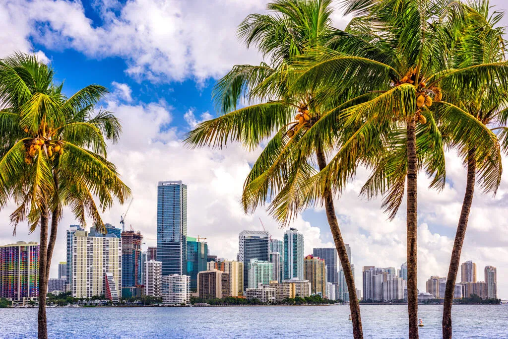 Zdjęcie Najlepszy termin na wakacje w Miami. Unikaj sezonowych pułapek!