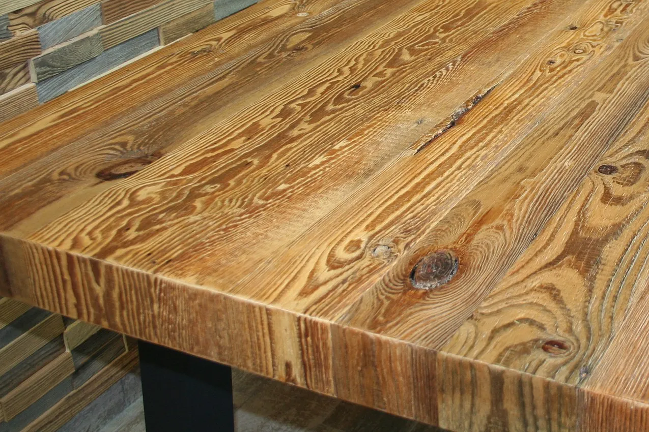 Zdjęcie Blat drewniany retro: wyjątkowe cechy i jak je pielęgnować