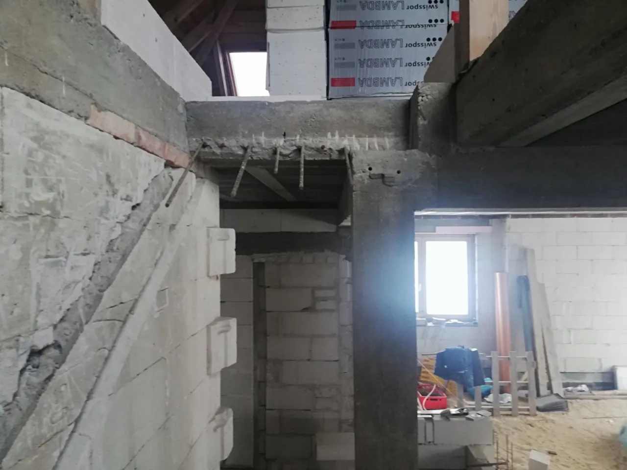 Zdjęcie Jaki beton na schody zewnętrzne? Kluczowe informacje i porady