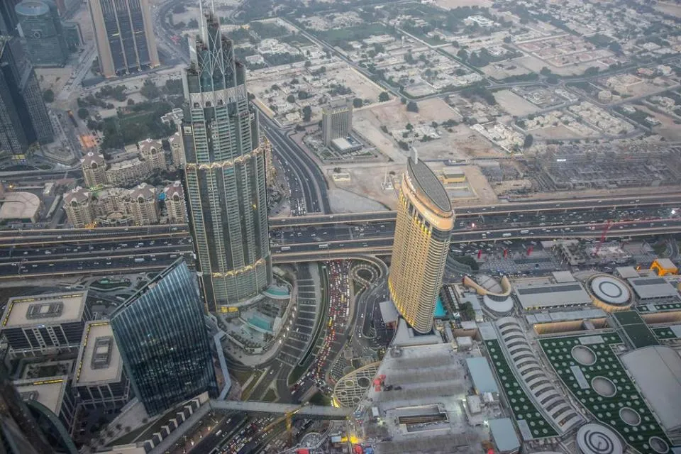 Zdjęcie Najwyższy budynek świata ile ma metrów? Zaskakująca wysokość Burj Khalifa