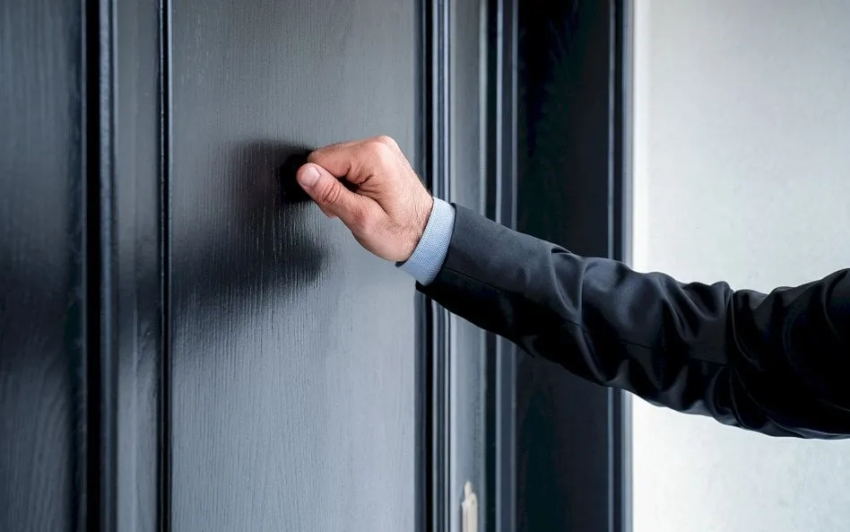 Zdjęcie Kiedy wynajmujący może wejść do mieszkania najemcy? Poznaj swoje prawa