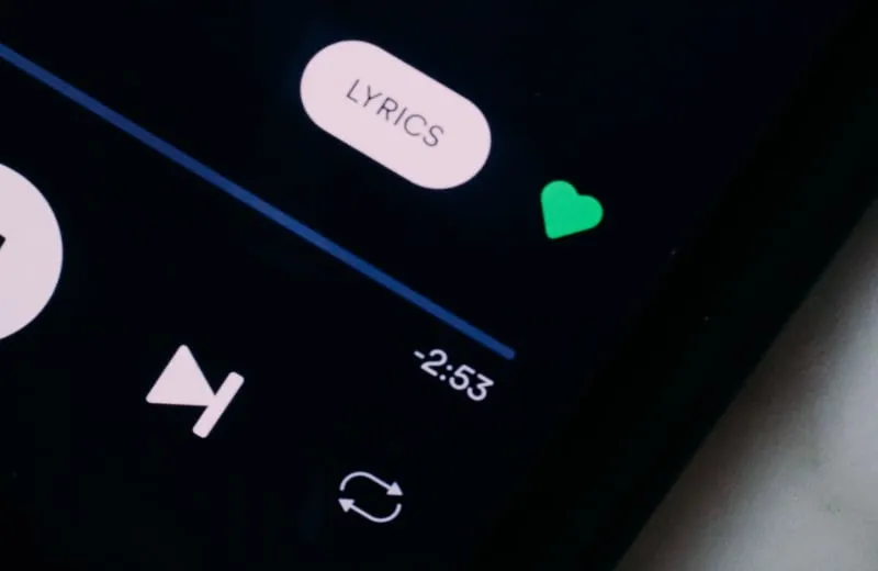 Zdjęcie Jak włączyć napisy na Spotify i cieszyć się muzyką z tekstami