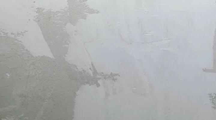 Zdjęcie Jak usunąć klej po tapecie? Skuteczne metody na trudne resztki