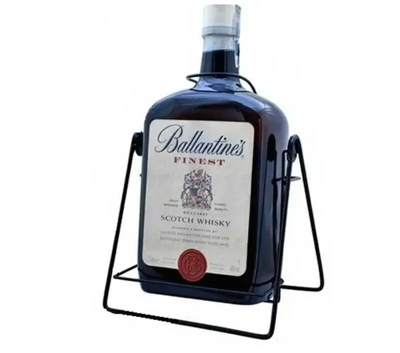 Zdjęcie Ile kosztuje whisky Ballantines? Sprawdź ceny i wersje już teraz
