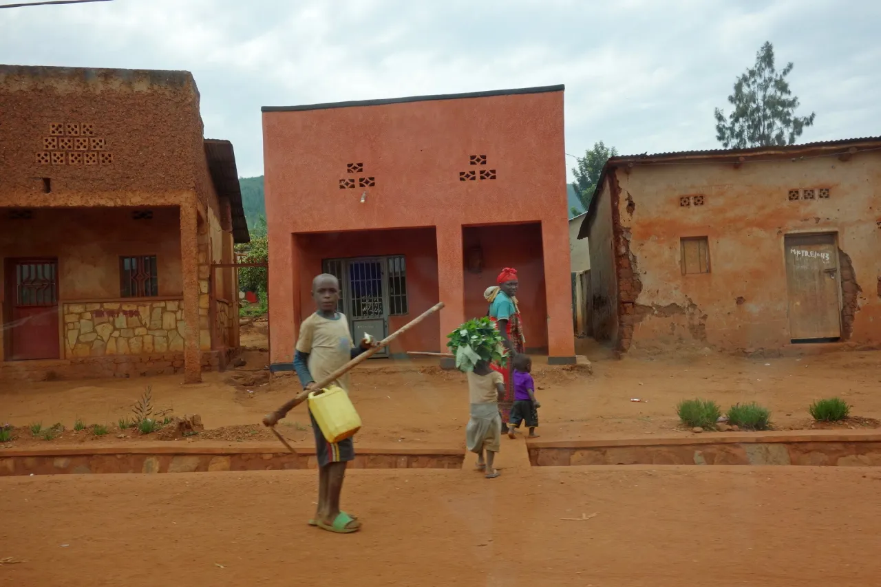 Zdjęcie Czy w Rwandzie jest bezpiecznie? Odkryj nieznane zagrożenia podróży