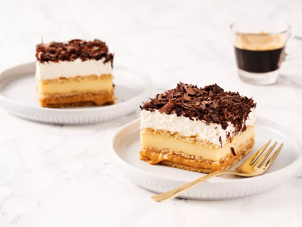 Zdjęcie Ciasto 3 bit na herbatnikach – prosty przepis na pyszny deser bez pieczenia