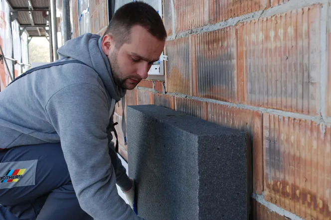 Zdjęcie Jakiej firmy styropian na elewację - porównanie najlepszych producentów