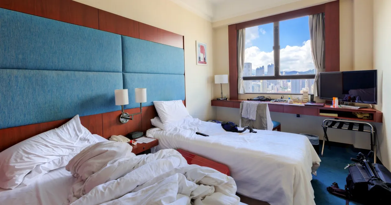 Zdjęcie Nieumyślna szkoda w hotelu: Co musisz wiedzieć o konsekwencjach