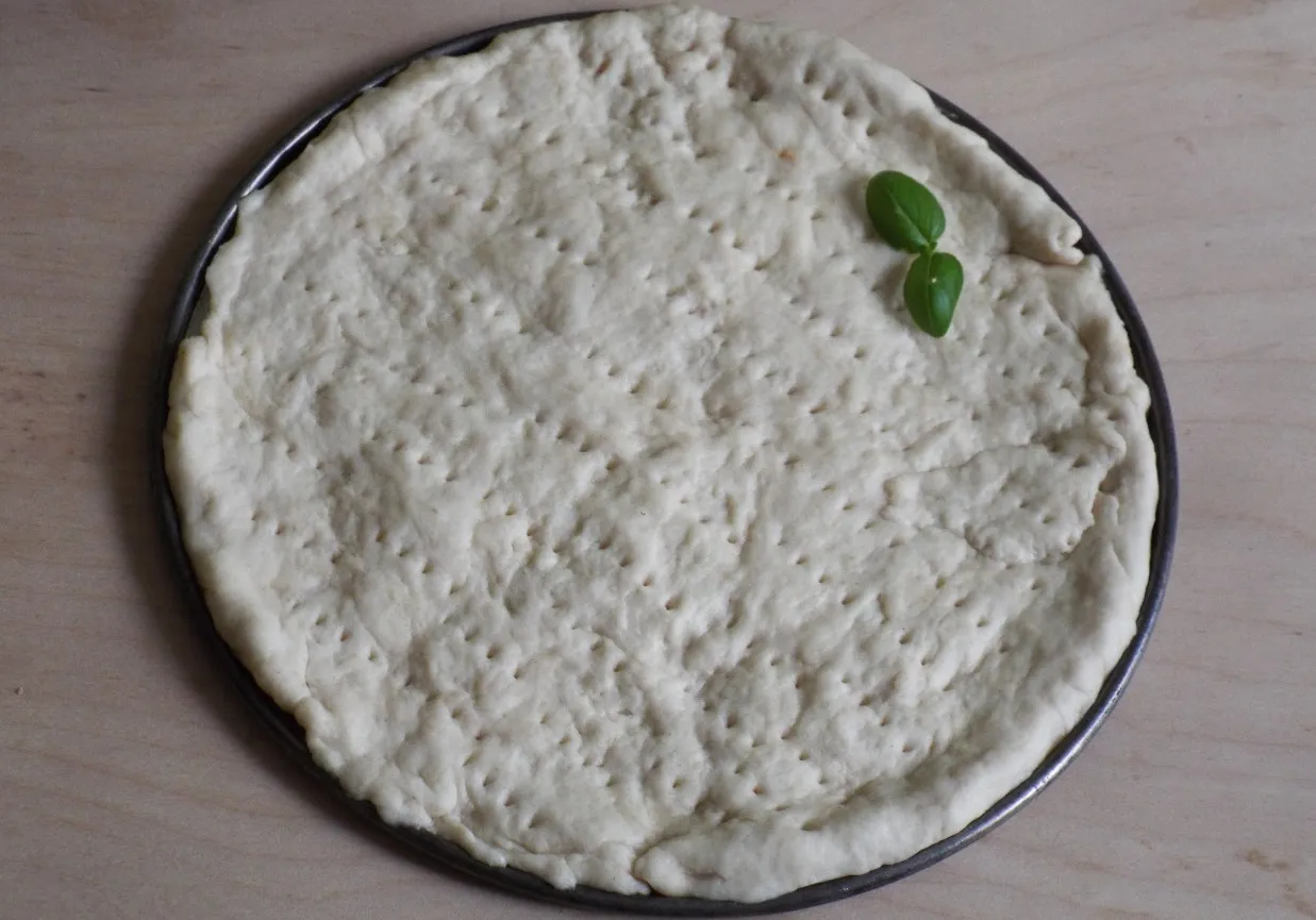 Zdjęcie Jak szybko rozmrozić ciasto na pizzę bez utraty jakości?
