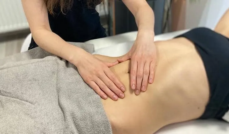 Zdjęcie Kiedy do fizjoterapeuty po cc? Kluczowe informacje dla Twojej regeneracji