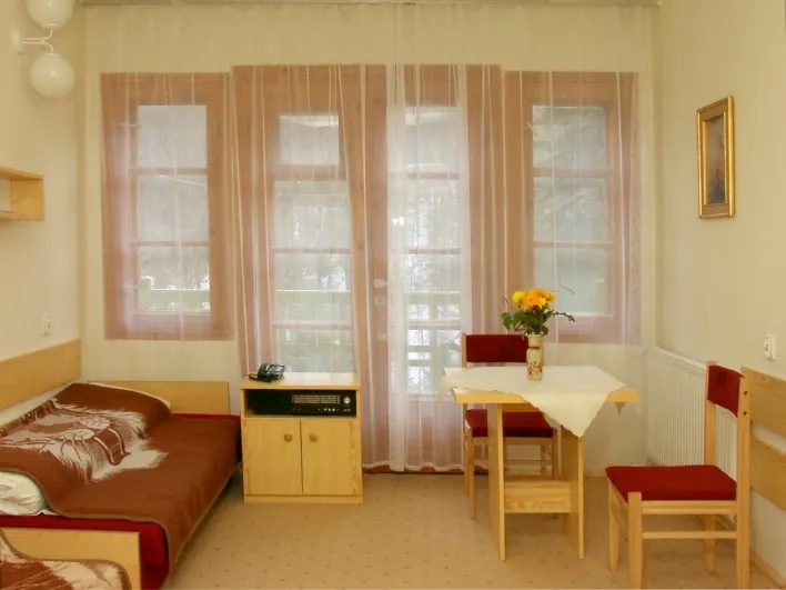 Zdjęcie Opinie o sanatorium Biały Orzeł Iwonicz Zdrój - co warto wiedzieć?
