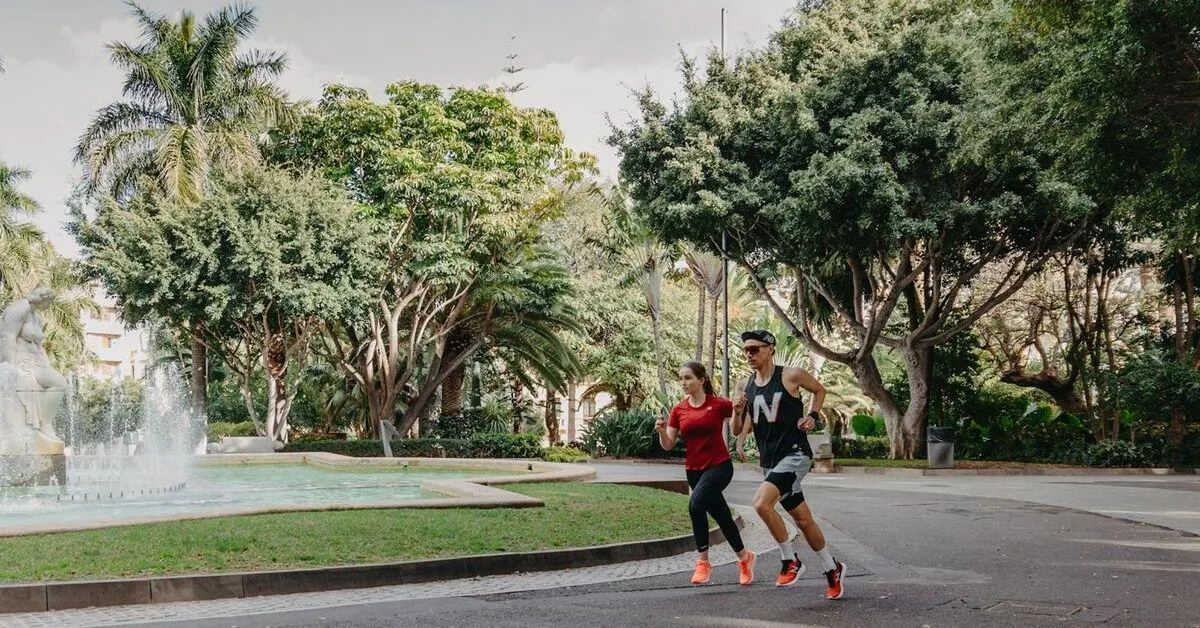 Zdjęcie Dlaczego po bieganiu boli mnie podbrzusze? Przyczyny i rozwiązania