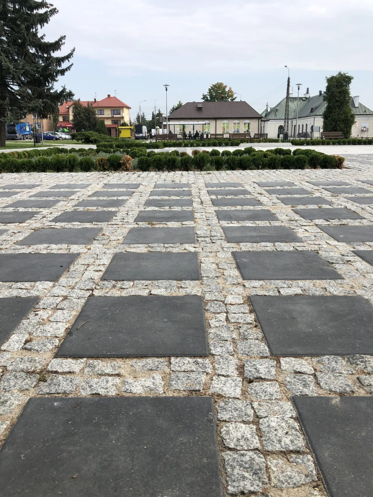 Zdjęcie Jakie płytki na podjazd wybrać, aby uniknąć kosztownych błędów?
