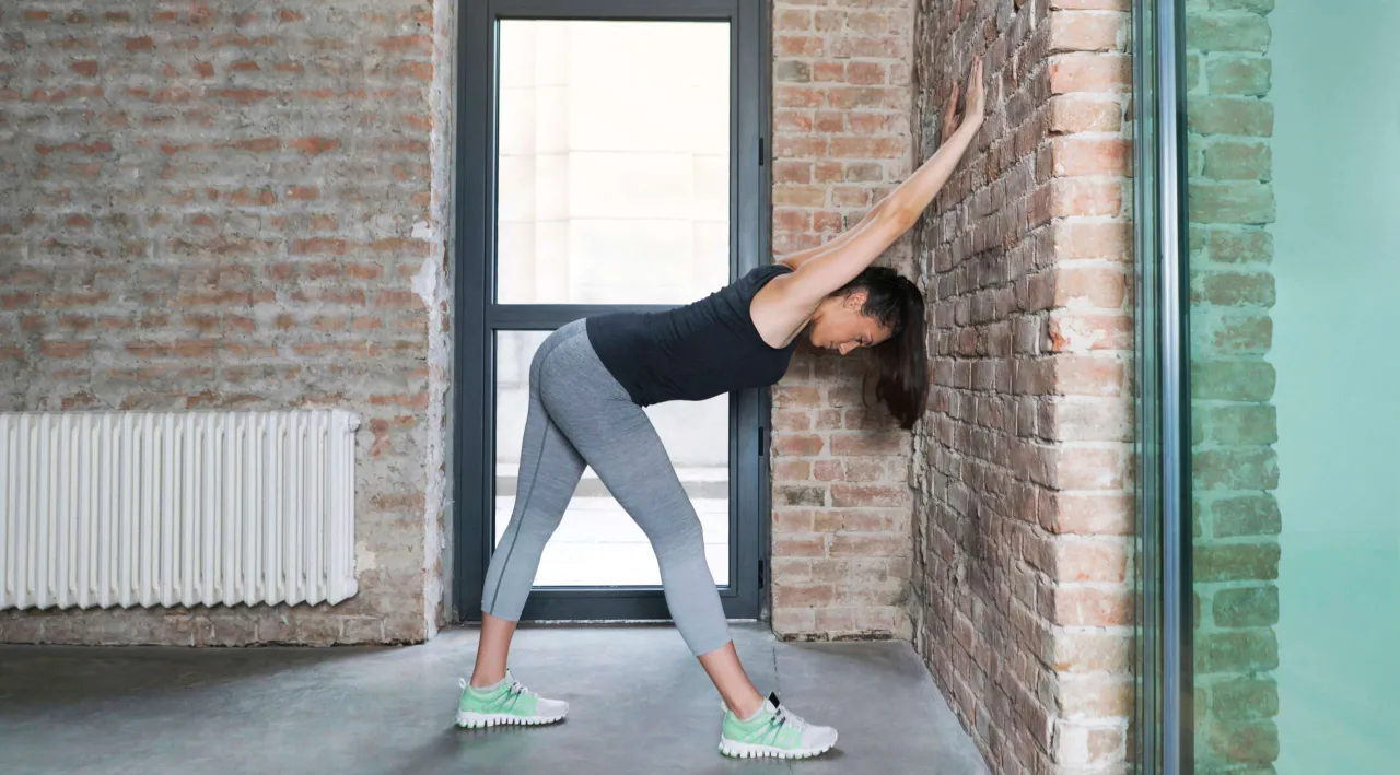 Zdjęcie Jak rozciągać plecy, aby uniknąć bólu i poprawić elastyczność