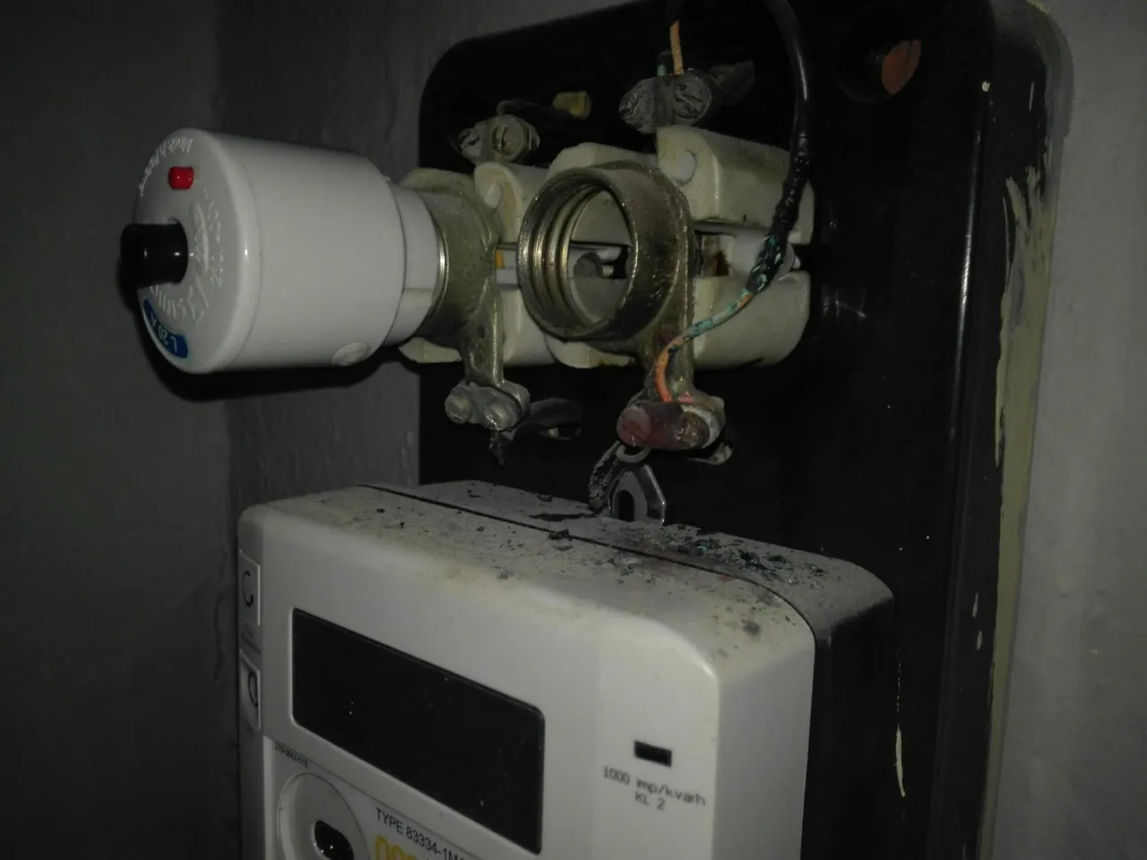 spalony bezpiecznik topikowy