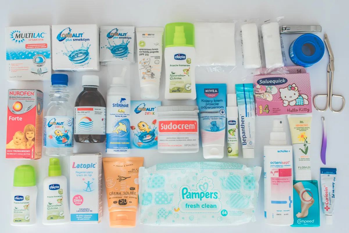 Rodzinna apteczka na wakacje z dzieckiem